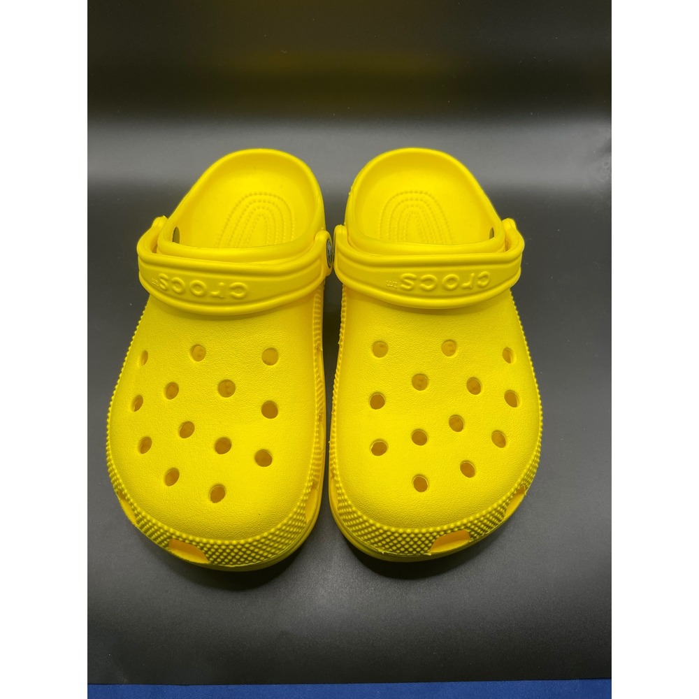 Crocs Classic Clogs Lemon Yellow Unisex Mens 4 Womens 6 Water Shoes Sandals